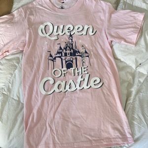 DISNEY | queen of the castle pink tshirt